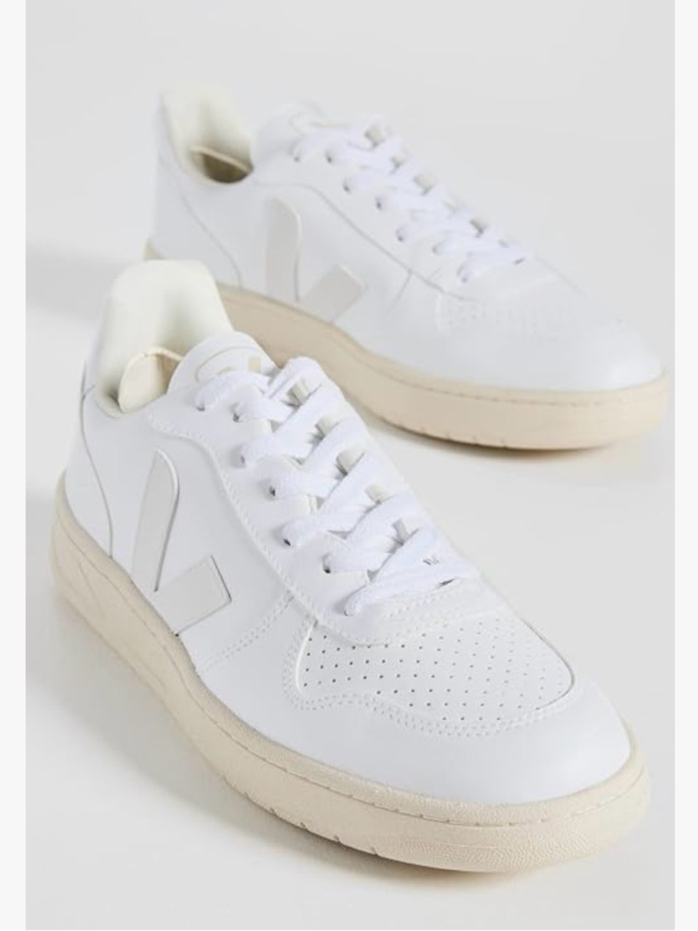 VEJA V-10 White Leather Sneakers with Cream Sole NEW (NIB)